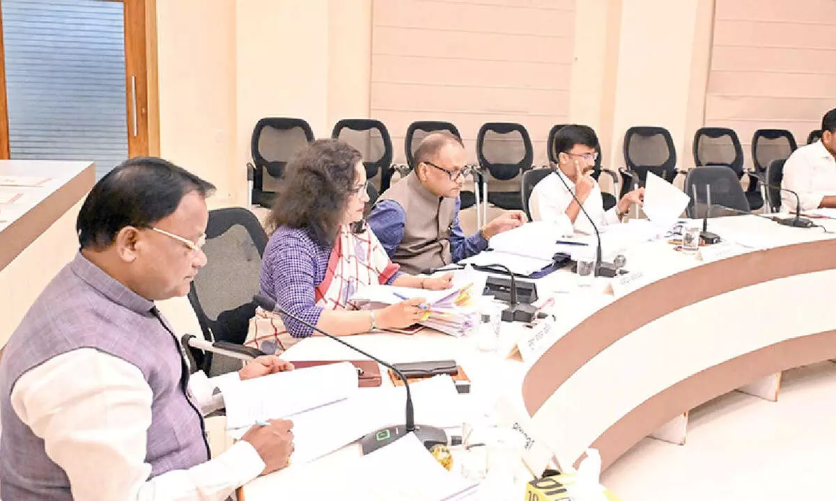 Odisha Government to Distribute 80,000 Smartphones to Anganwadi Workers