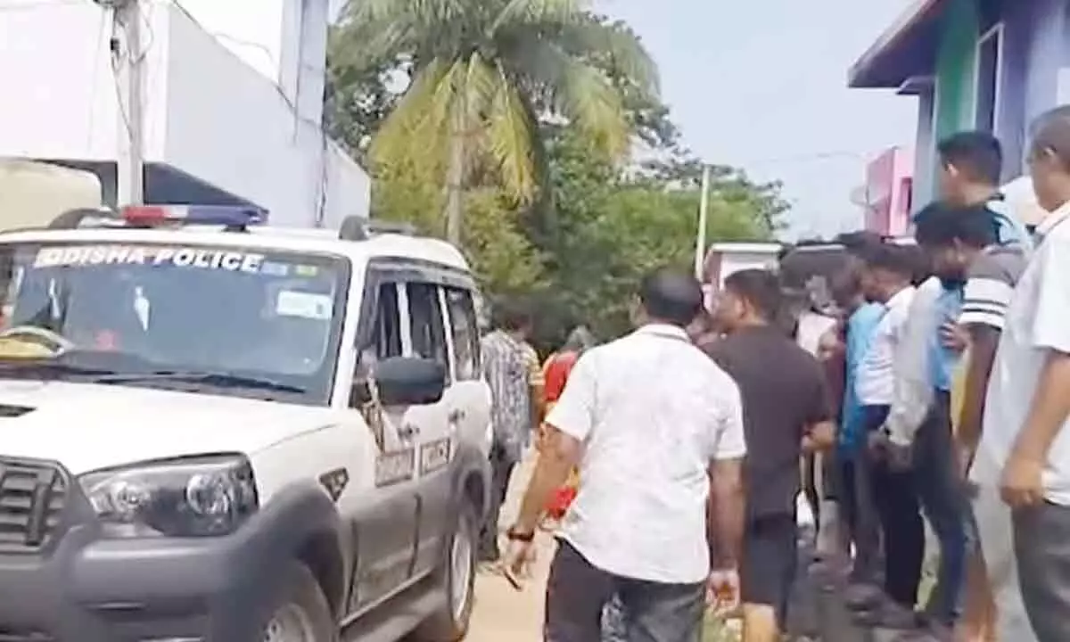 Four Census Officials Assaulted in Dhenkanal District