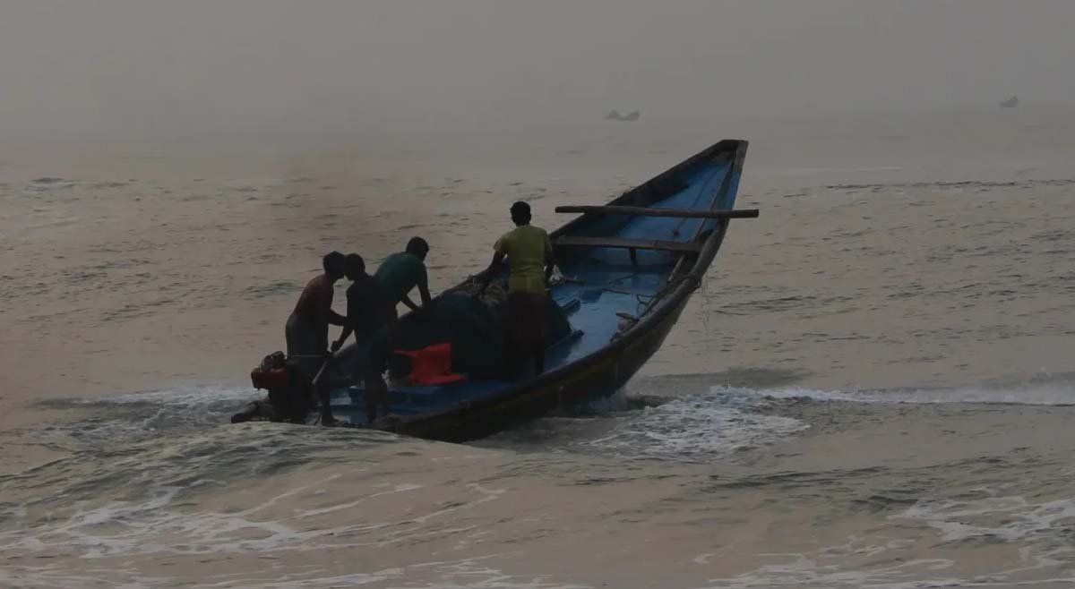 Odisha Unveils Strategy to Capitalize on Its 575-km Coastline's Economic Opportunities