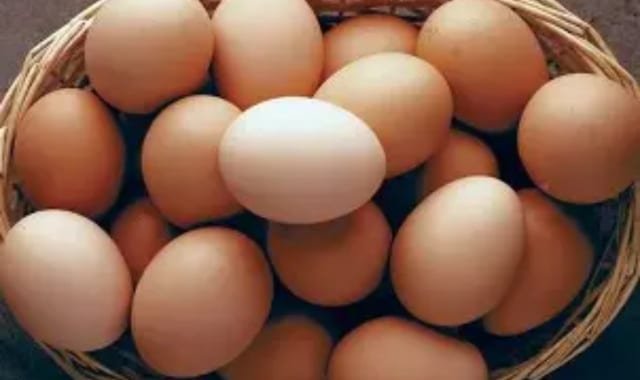 Odisha Sees Egg Price Surge to Rs 9 Due to Supply Issues