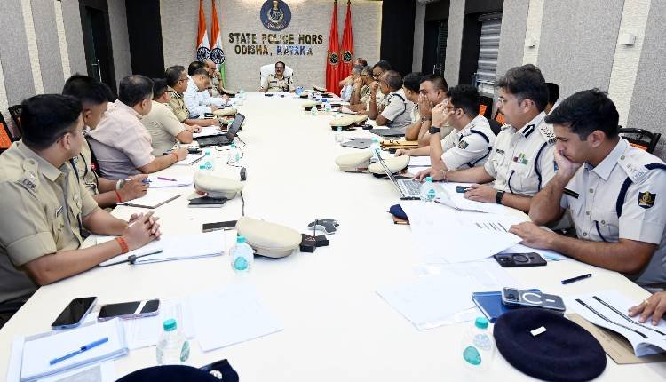 DGP Vinaytosh Mishra Leads Law and Order Meeting for Central Range Ahead of Festivals